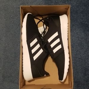 Women's Adidas Sneakers